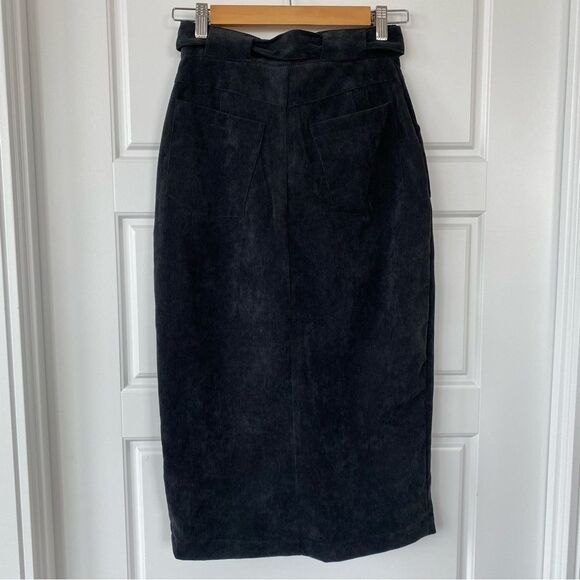 THE FIFTH LABEL | Corduroy Paper-bag Midi Skirt - Picture 9 of 15